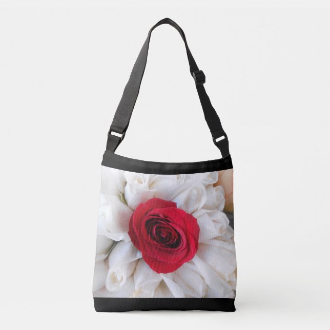 Lindegren Crossbody Bag (Front)