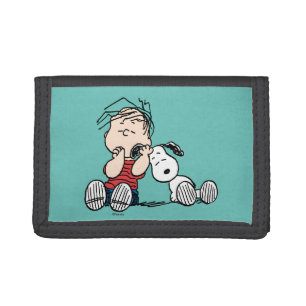 Linus Comforted With Snoopy's Ear Tri-fold Wallet