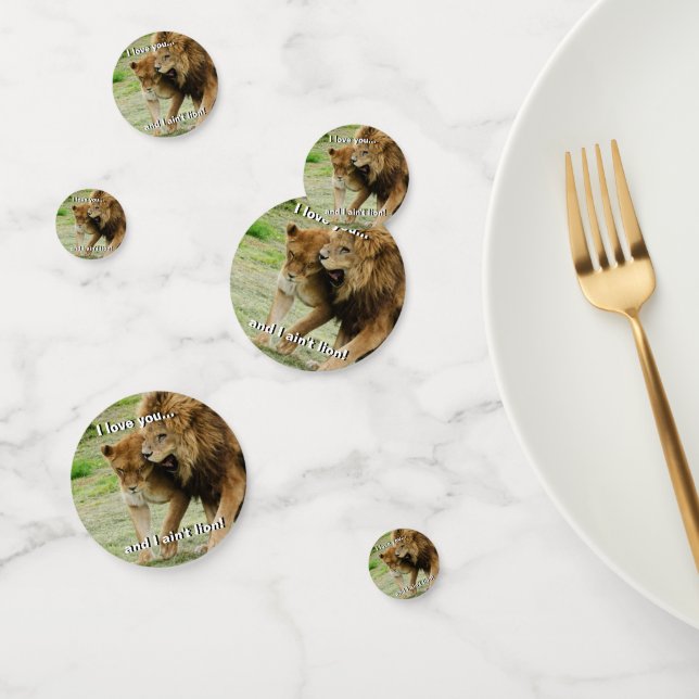 Lion and Lioness Confetti (Group)
