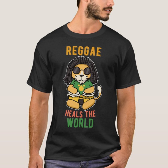 Lion cat Reggae Rastafari Rasta Jamaica T-Shirt (Front)