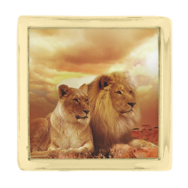 Lion Couple Lapel Pin (Front)