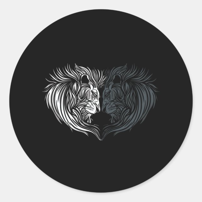 Lion heart classic round sticker (Front)