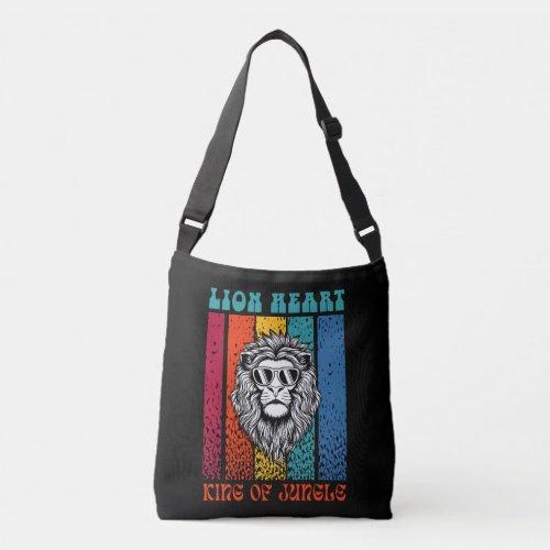 Lion Heart retro art design Crossbody Bags