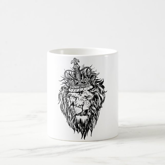 Lion in crown coffee mug (Center)