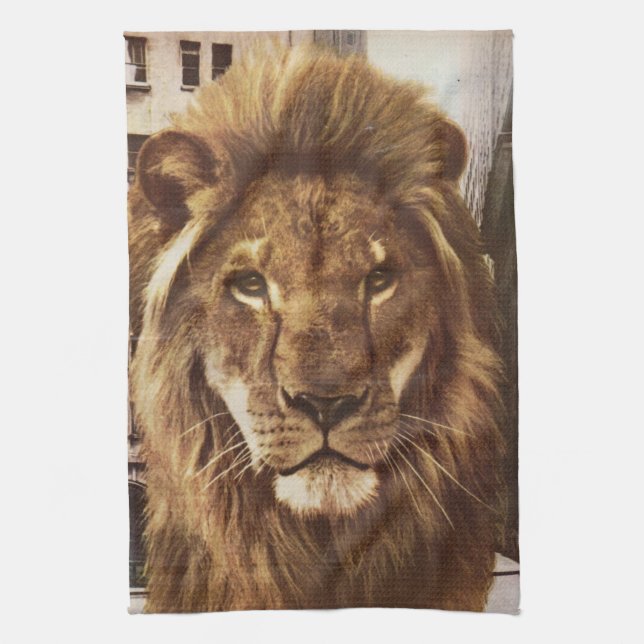 lion in town towel (Vertical)