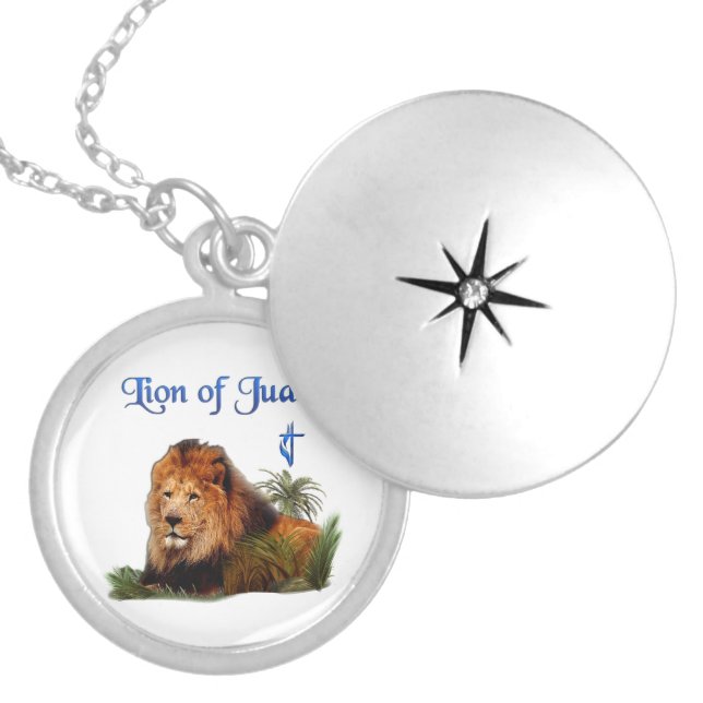 Lion of Judah christian Jewerly Locket Necklace (Front)