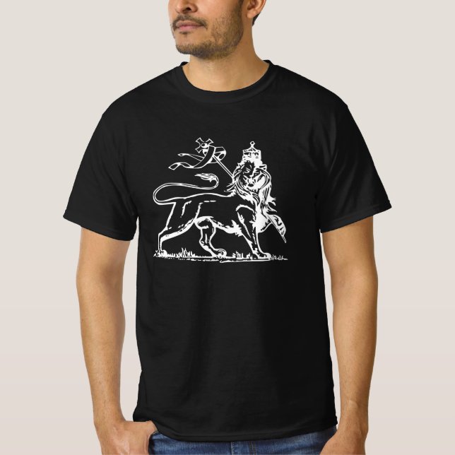 Lion of Judah / Imperial Coat of Arms of Ethiopia  T-Shirt (Front)