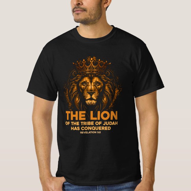 Lion Of Judah Jesus Bible Verse Christian Revelati T-Shirt (Front)