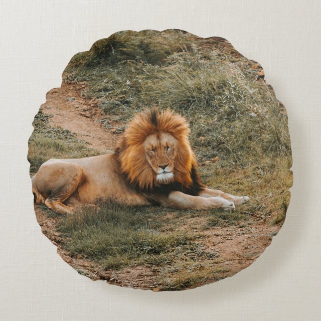 LION ROUND PILLOW (Front)