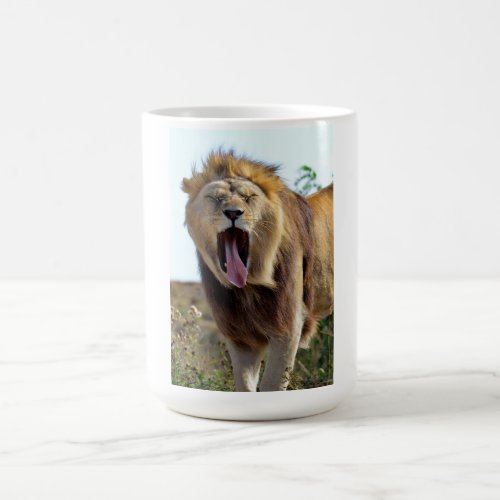 Lion sticking out its tongue magic mug