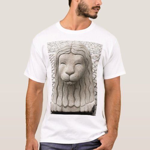 Lion Sweden Stockholm Stone Statue Photo T_Shirt