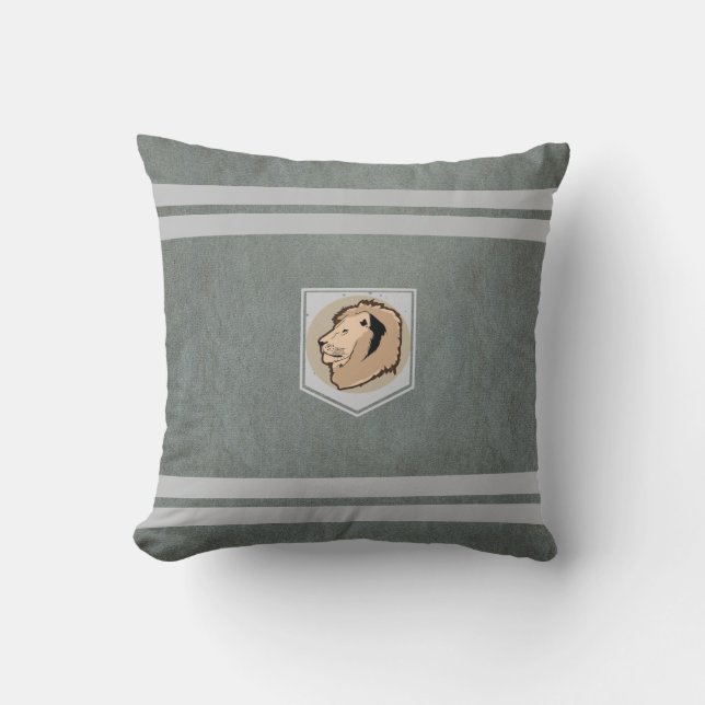 lion throw pillow (Front)