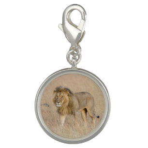 Lion walking charm