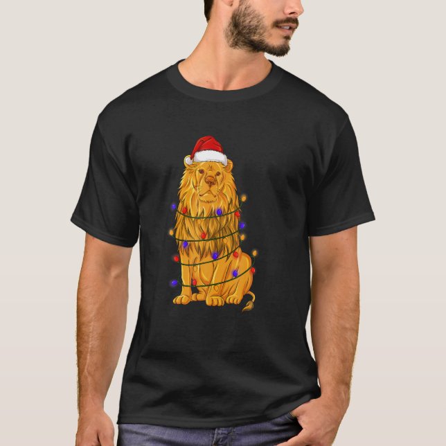 Lion With Santa Hat Tree Lights Xmas Light Christm T-Shirt (Front)