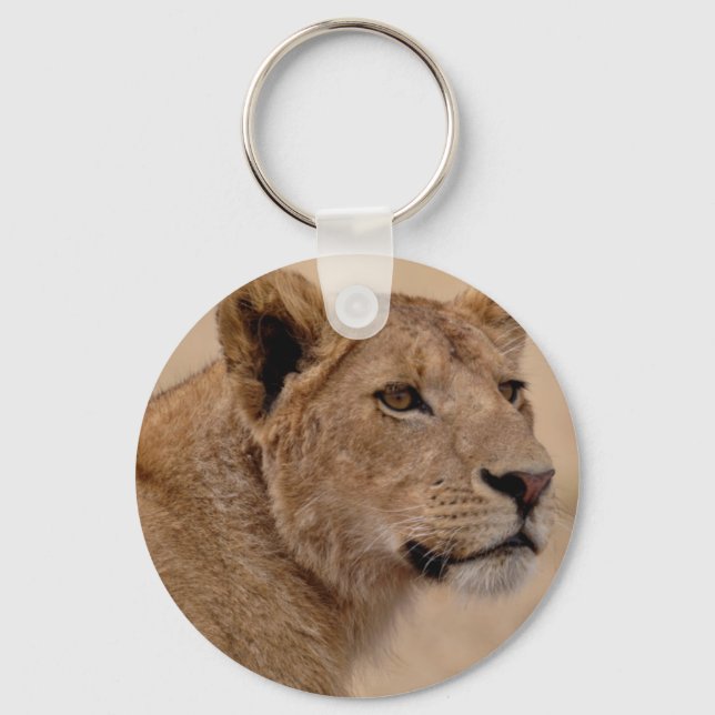 Lioness head closeup keychain (Front)