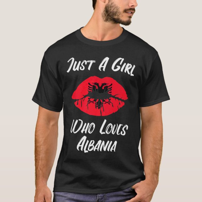 Lips Mouth Love Albanian Flag Albania T-Shirt (Front)