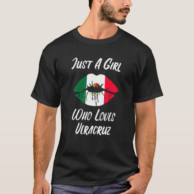 Lips Mouth Love Mexican Flag Veracruz T-Shirt (Front)