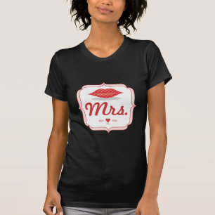 Lips Mrs. Hipster Vintage Retro Bride T-Shirt