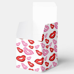 Lipstick prints favor boxes