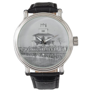 Liston Range Front Lighthouse Watch
