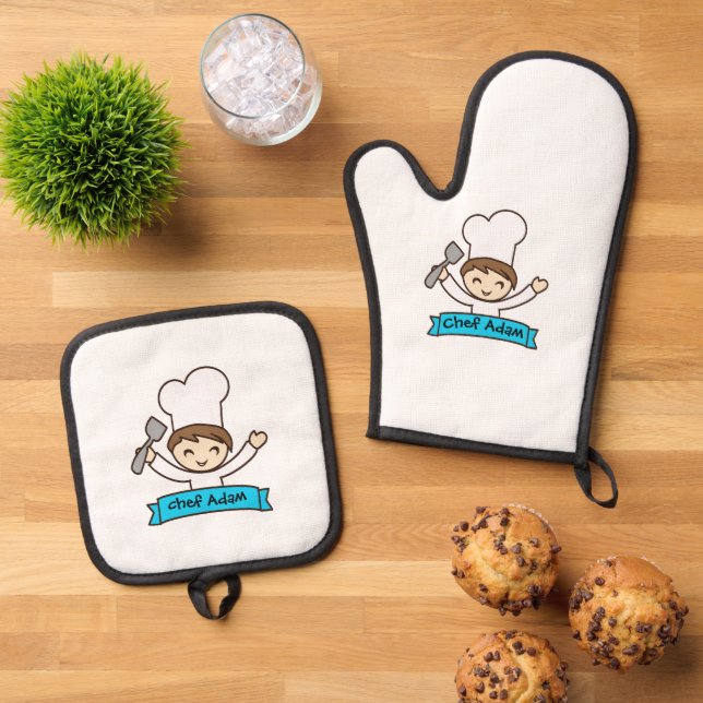 "Little Chef" Kids' Graphic  Oven Mitt & Pot Holder Set (Top Down)
