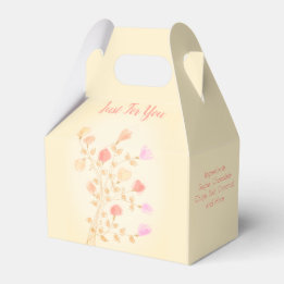 Little Floral Design In Pastel Shades Favor Boxes