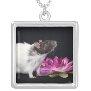 Little Flower - Rat Necklace