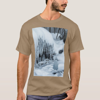 Little ghosttroll tell a story T-Shirt