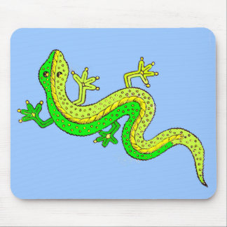 little green lizard mouse pad