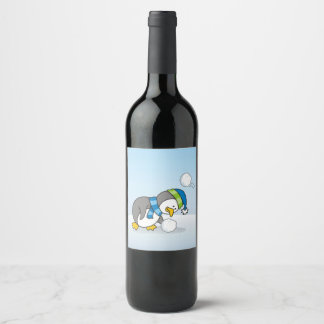 Little penguin getting a snow ball wine label