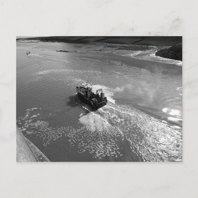 Little Trawler, Cardiff Bay Harbour - B&W Postcard (Front)