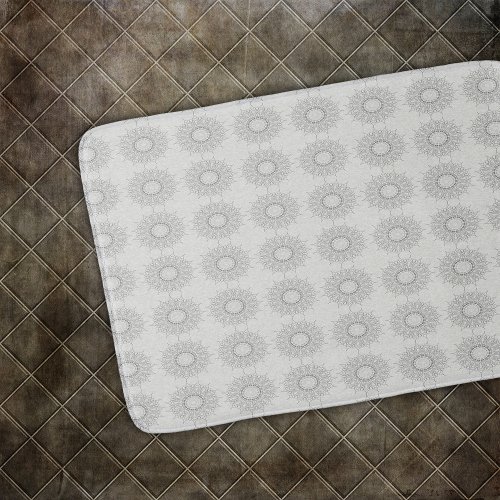 Little white floral fallen to the rural pattern bath mat