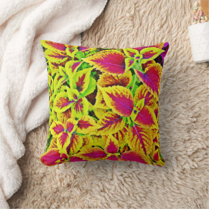 Lively Leaves Pattern Dance Throw Pillow
