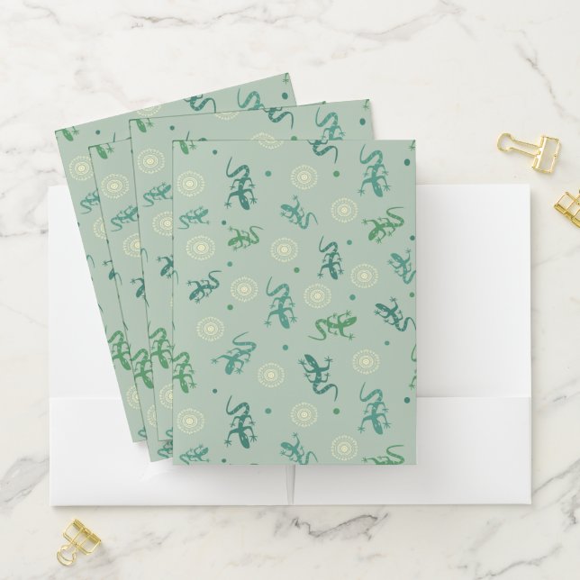 Lizard Pocket Folder (In Situ)