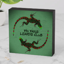 Lizard Stand Off with Club Name xx