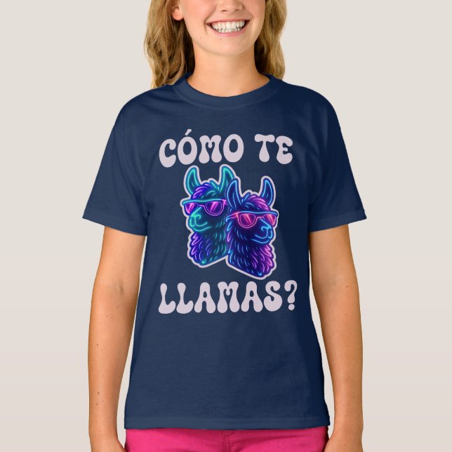 Llama Como Te Llamas Funny Spanish Pun T-Shirt (Front)