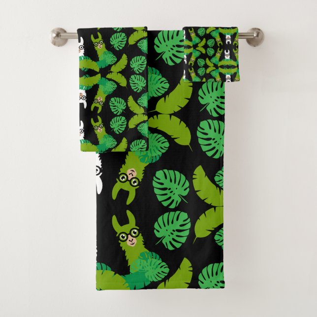 Llama Themed Print Bath Towel Set (Insitu)