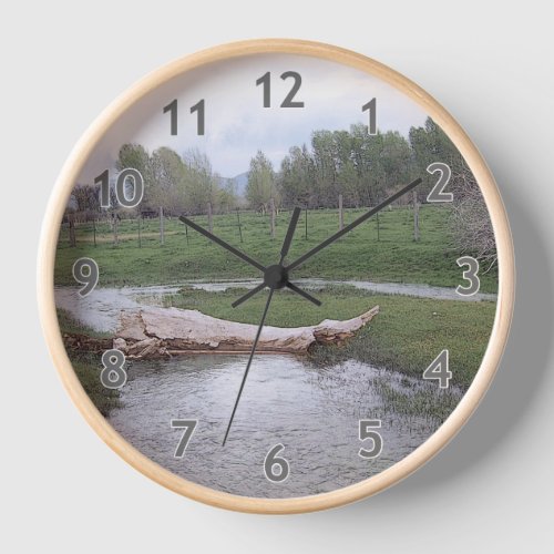 Log of Beauty  Clock