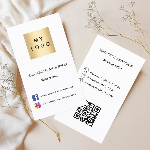 Logo Qr code social media brand color Business Card