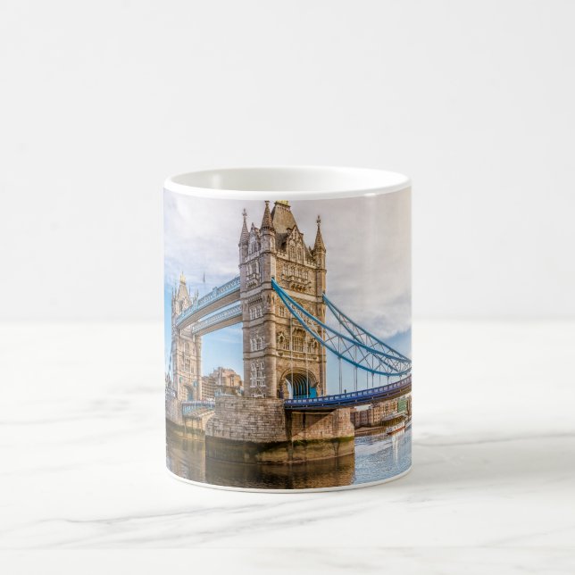 london coffee cup (Center)