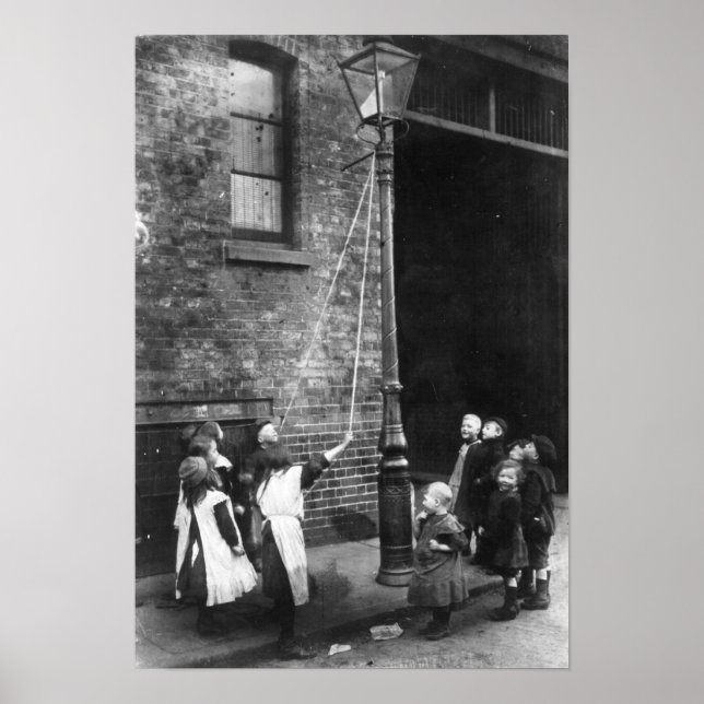 London Slums, c.1900 Poster (Front)