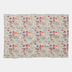 London Themed Seamless Pattern with Phone Booths Towel