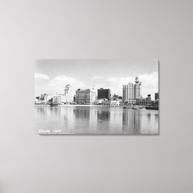 Long Beach, California City Skyline View Canvas Print (Front)