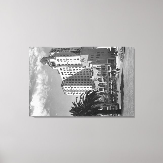 Long Beach, California Wilton Hotel Photograph Canvas Print (Front)