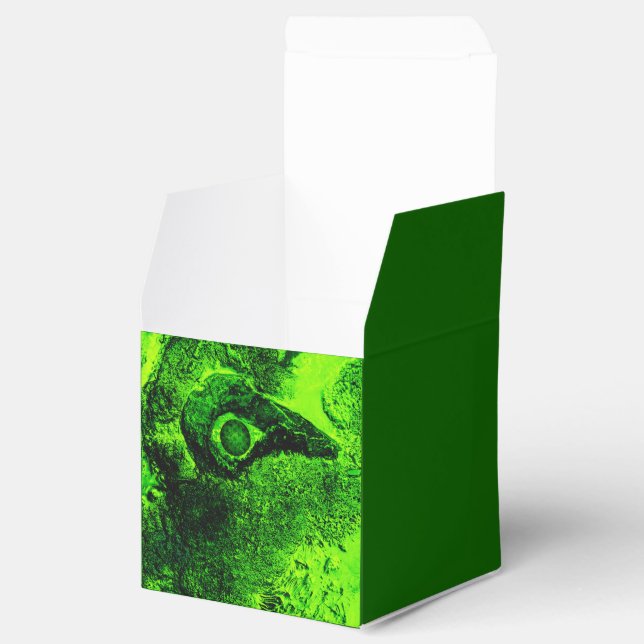looking to green favor boxes (Opened)