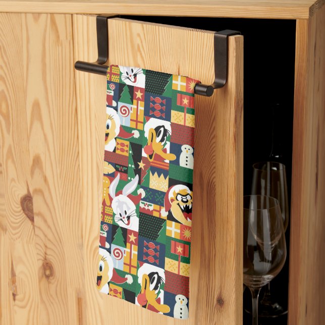 LOONEY TUNES™Holiday Block Pattern Kitchen Towel (Thirds Fold)