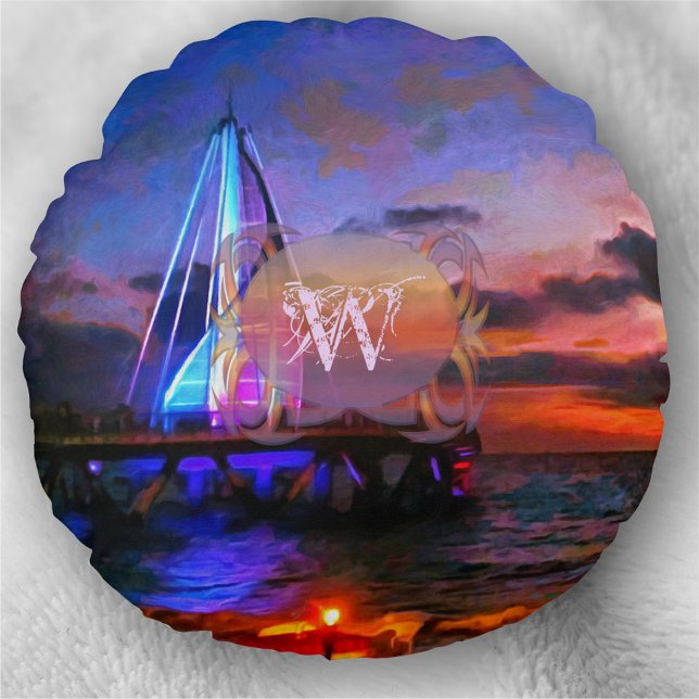 Los Muertos Pier 1182 Round Pillow (Creator Uploaded)