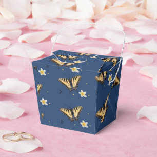 Lost in a Quatrain by Adiela Akoo - Favor Box