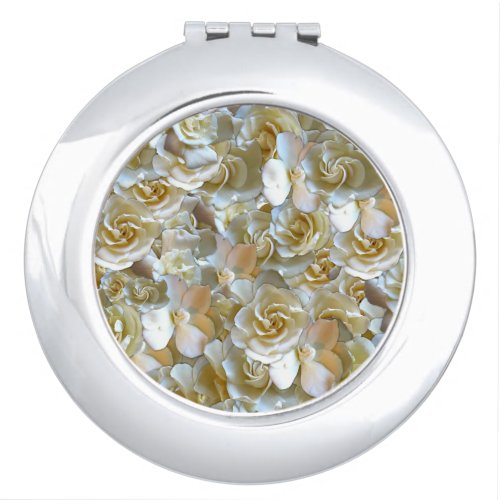 Lots of beautiful rose petals      compact mirror