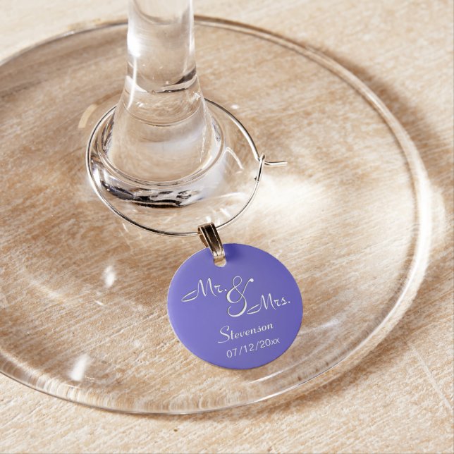 Lotus Mr. and Mrs. Memento Wine Charm (In Situ)